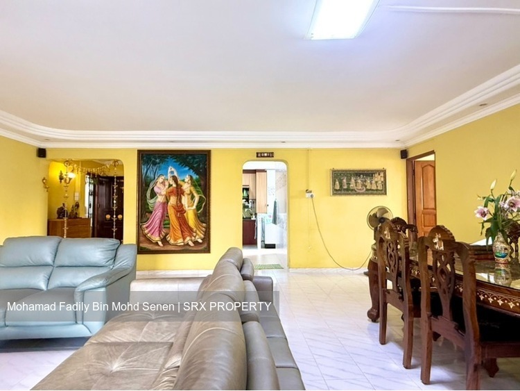 Blk 132 Geylang East Grove (Geylang), HDB Executive #500519271